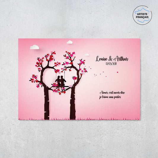 Une affiche personnalisée couple représentant un couple en Papercraft faisant de la balançoire sur un arbre en forme de coeur sur fond rose. Les prénoms du couple, la date de rencontre et le texte sont personnalisables.