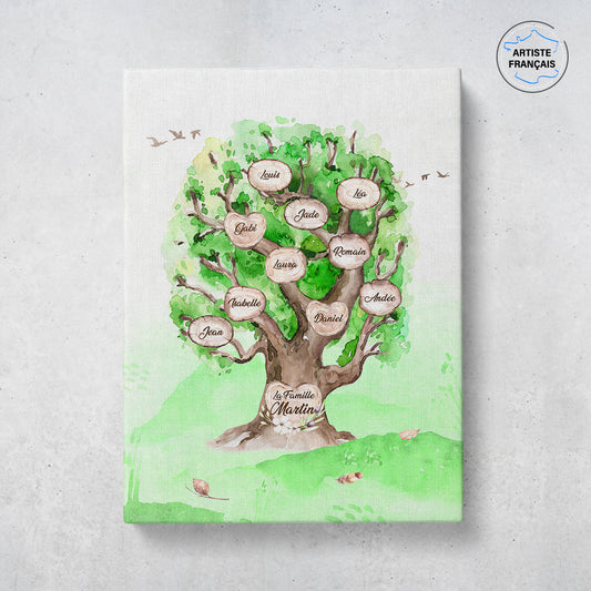 Tableau arbre de vie personnalisé famille qui représente un Arbre de vie personnalisé de chêne massif peint en aquarelle avec des feuilles de couleur vertes. Les prénoms et les textes sont personnalisables.